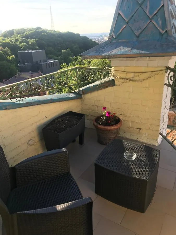 Apartahotel Андреевская Мансарда»У Амура» Kiev